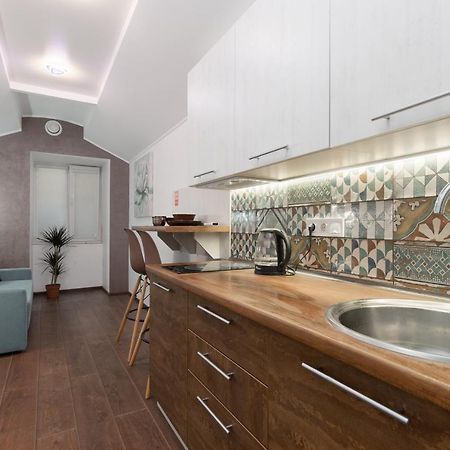Suites On Chaikovskogo โอเดสซา ภายนอก รูปภาพ