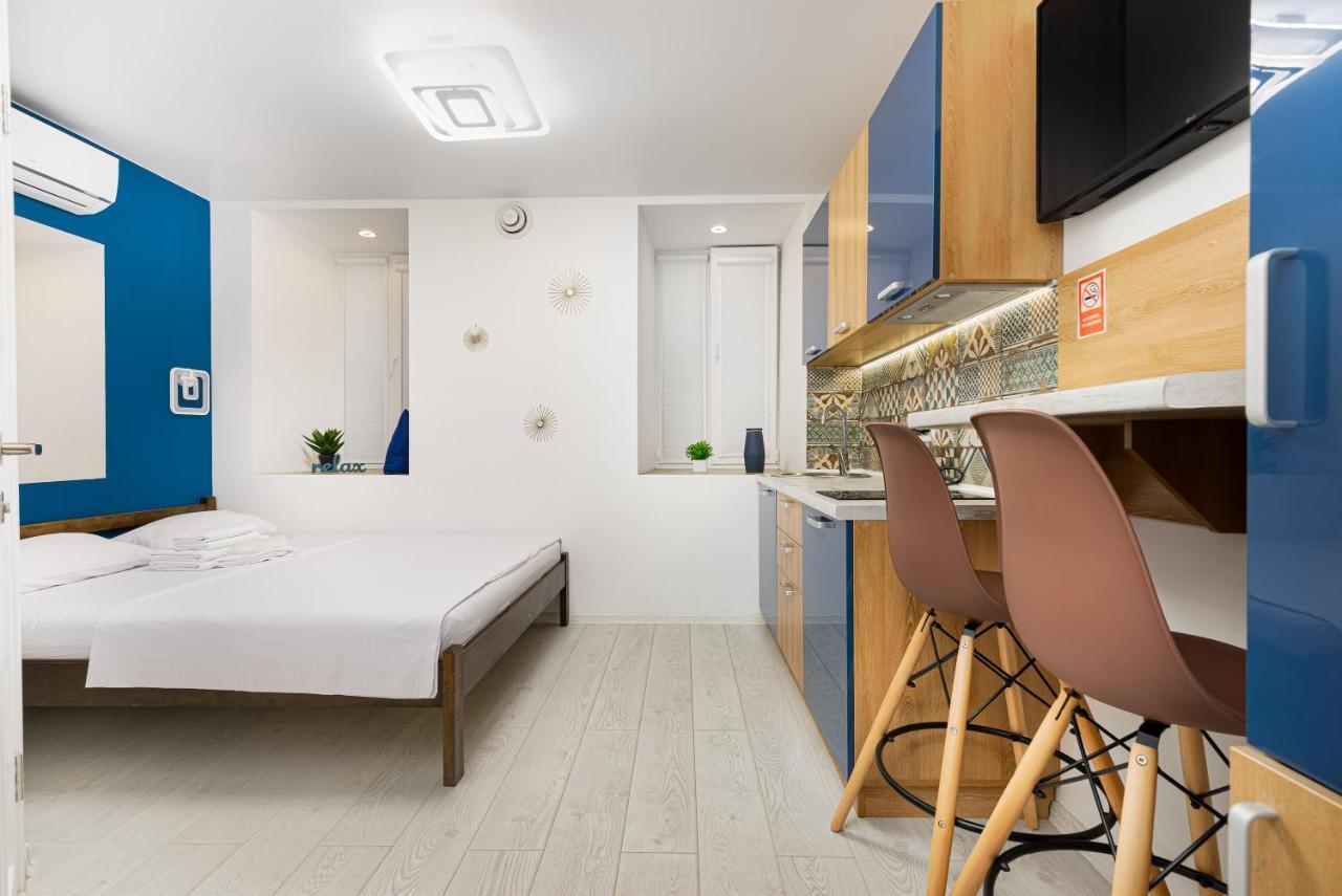 Suites On Chaikovskogo โอเดสซา ภายนอก รูปภาพ